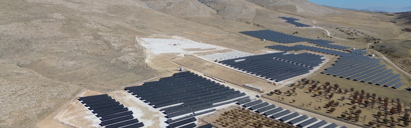 Dinar / Afyonkarahisar 11600 Kwp Arazi Kurulumu